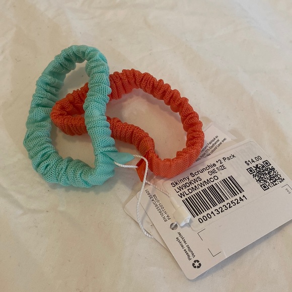 Lululemon skinny Scrunchie two pack - Picture 3 of 3